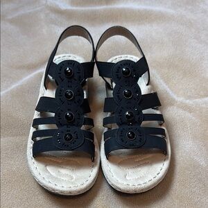 Cliffs by WHITE MOUNTAIN Black Strappy Sandals